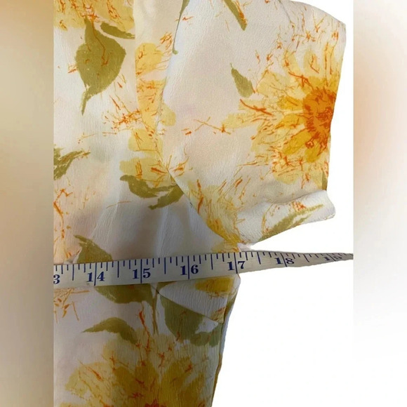 Vintage Styled By Sybil Sunflower Button Back Shirt - Picture 9 of 10